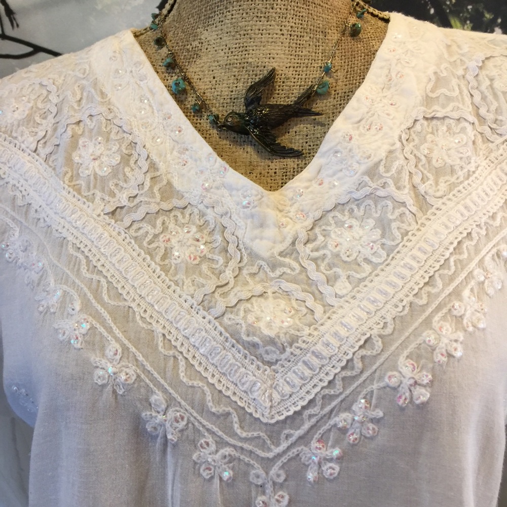 White embellished dainty Summer V Neck Sequined Sparkly classy - Picture 3 of 7